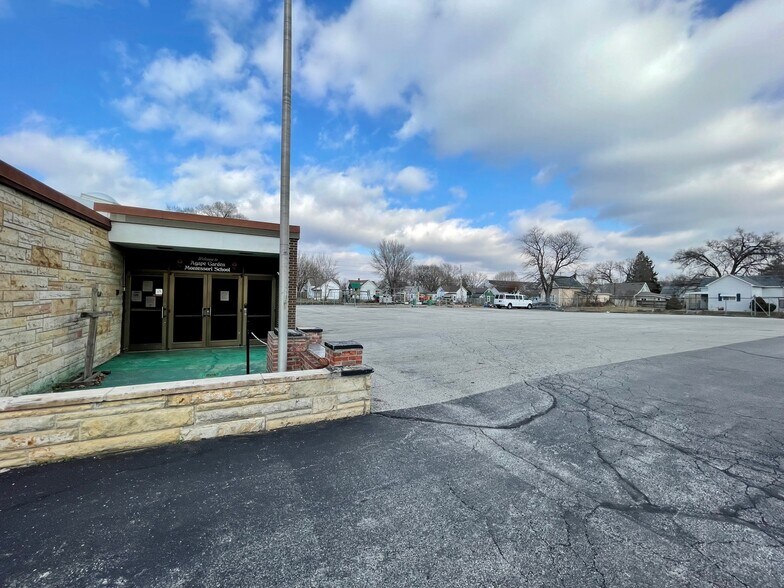 804 S Purdum St, Kokomo, IN à vendre - Photo de l’immeuble – Image 3 sur 47