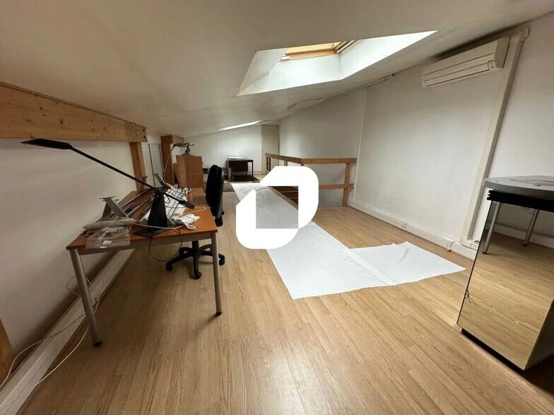 Bureau dans Enghien-les-Bains à louer - Photo de l’immeuble – Image 3 sur 15