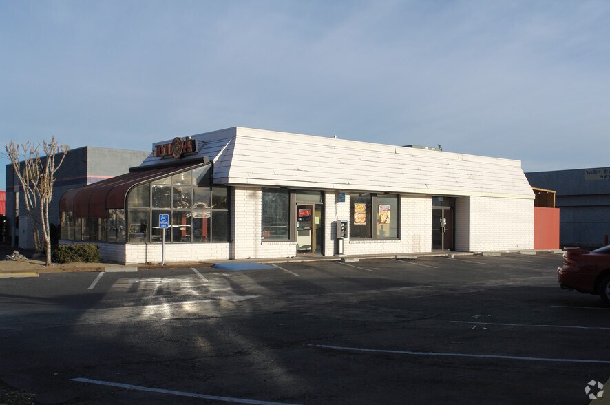 3280 S Virginia St, Reno, NV à vendre - Photo principale – Image 1 sur 3