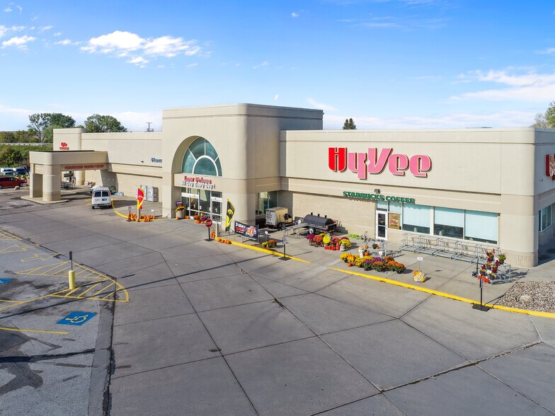 801-905 Highway 30 E, Carroll, IA à louer - Photo principale – Image 1 sur 6