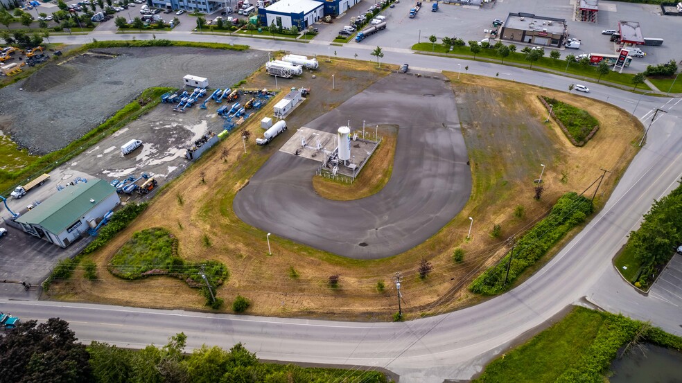 44037 Progress Way, Chilliwack, BC à vendre - Photo de l’immeuble – Image 3 sur 15