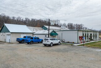 Plus de détails pour 555 Valley Kitchen Dr, Mount Pleasant, PA - Local d'activités à louer