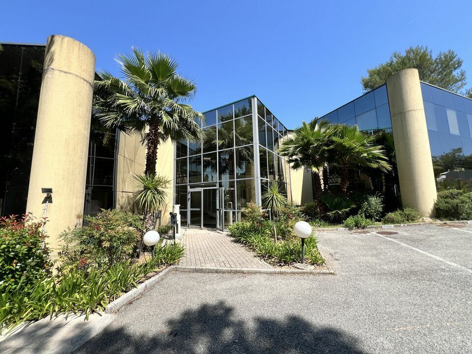 215 Rue De Goa, Antibes à vendre Photo de l’immeuble– Image 1 sur 12