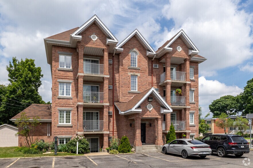 3500 Rue Chalifoux, Laval, QC à vendre - Photo principale – Image 1 sur 3