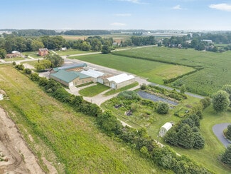 Plus de détails pour 585 Seacliff Dr, Kingsville, ON - Local commercial à vendre