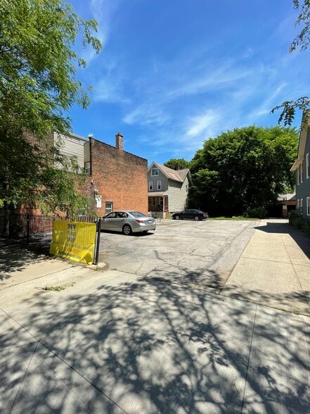 2151 Professor Ave, Cleveland, OH à vendre - Photo de l’immeuble – Image 3 sur 20