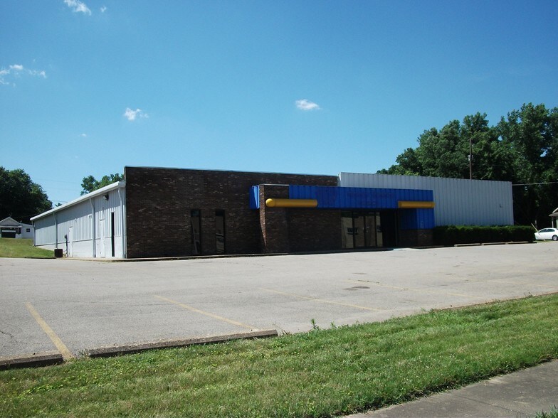 43 Beaumont St, Zanesville, OH à louer - Photo de l’immeuble – Image 3 sur 17