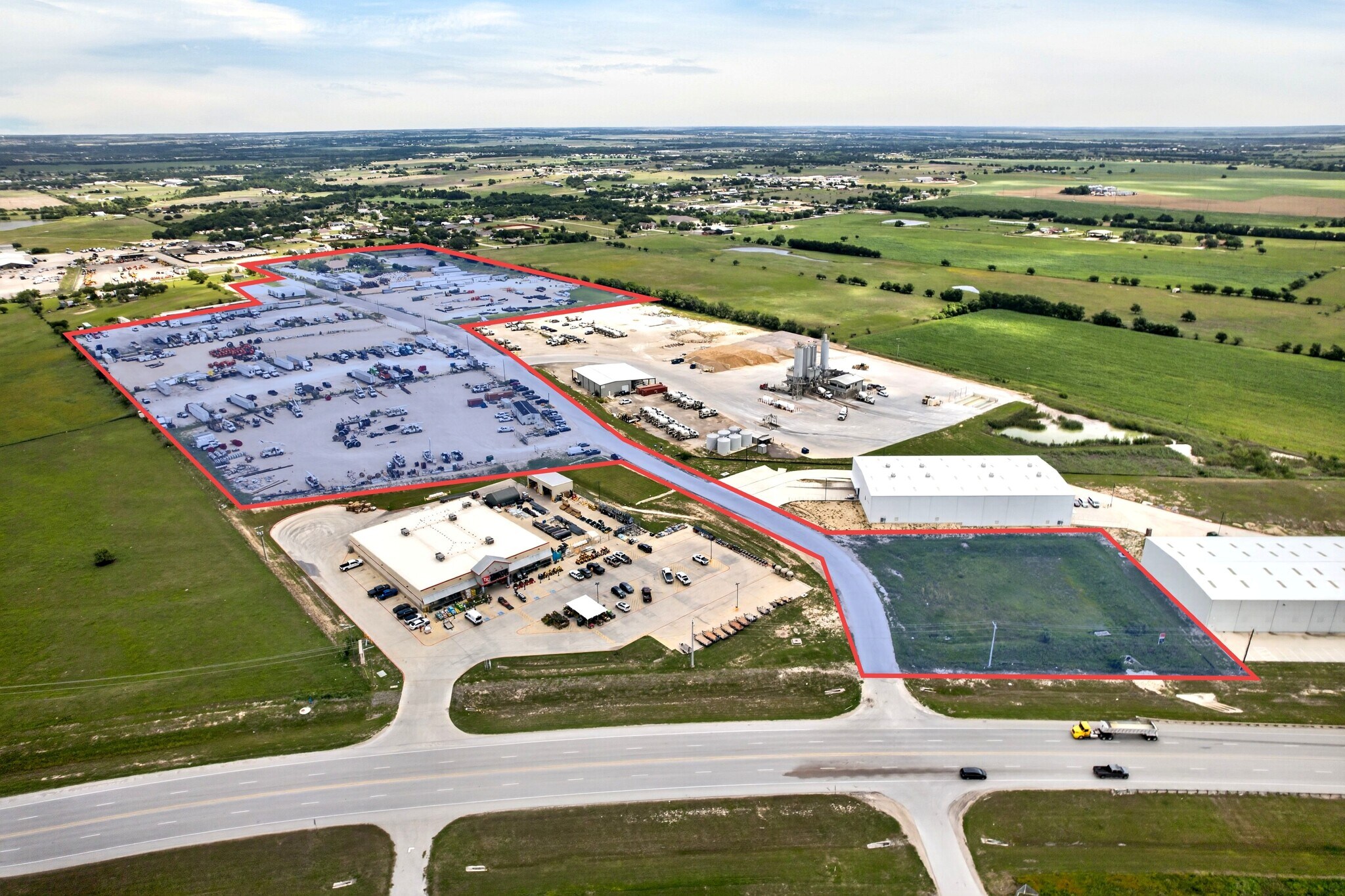 5900 Chandler Rd, Hutto, TX à vendre Photo principale– Image 1 sur 7
