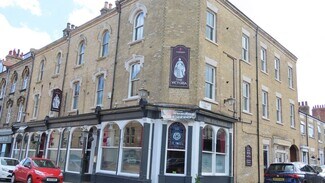 Plus de détails pour 3-5 Dundas St, Saltburn By The Sea - Local commercial à vendre