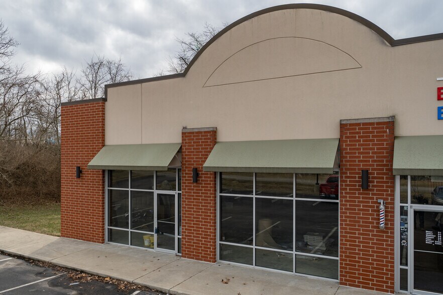 700 Violet Rd, Crittenden, KY à louer - Photo de l’immeuble – Image 2 sur 8