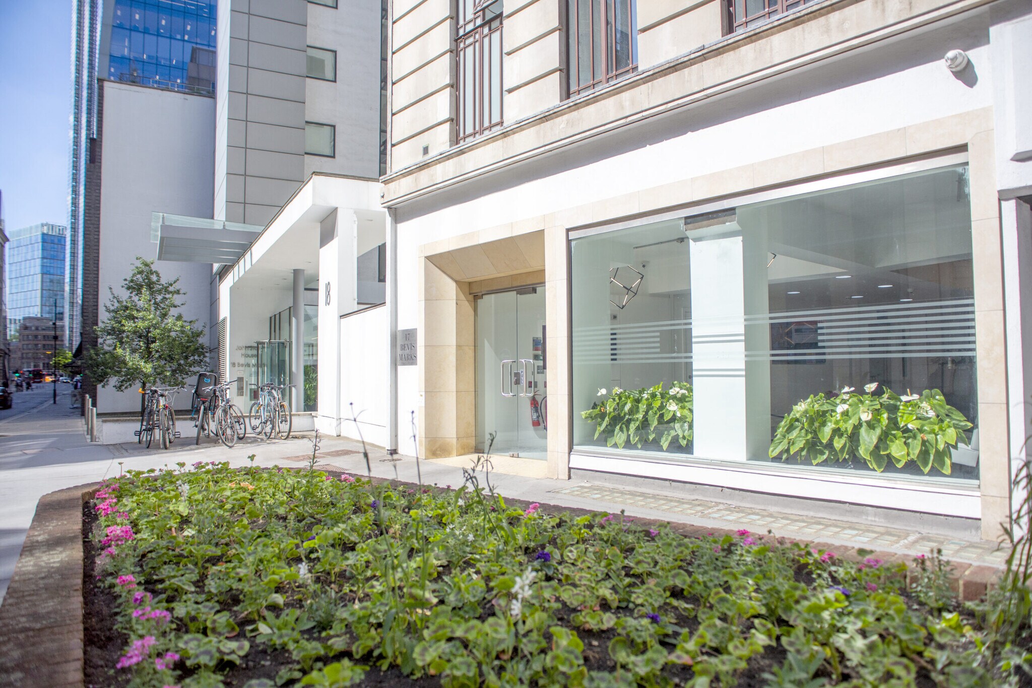 17 Bevis Marks, Londres à louer Photo de l’immeuble– Image 1 sur 11