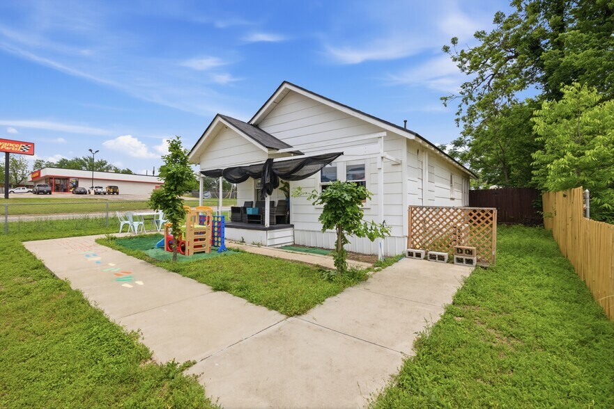 201 S 31st St, Temple, TX à vendre - Photo de l’immeuble – Image 3 sur 57