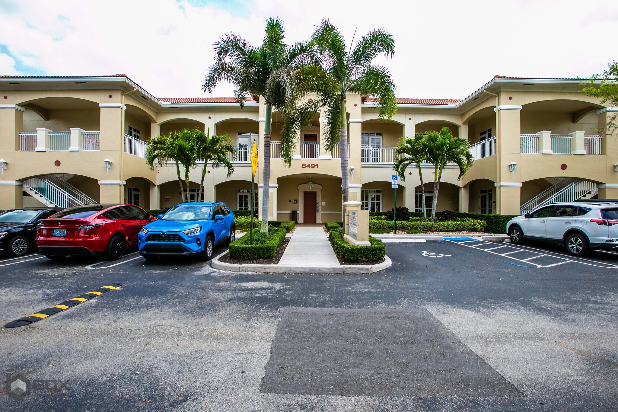 5491 N University Dr, Coral Springs, FL à louer Photo intérieure– Image 1 sur 15