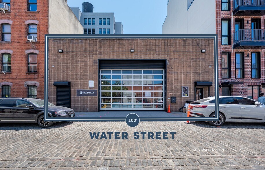 306 Water St, Brooklyn, NY à vendre - Photo de l’immeuble – Image 2 sur 8
