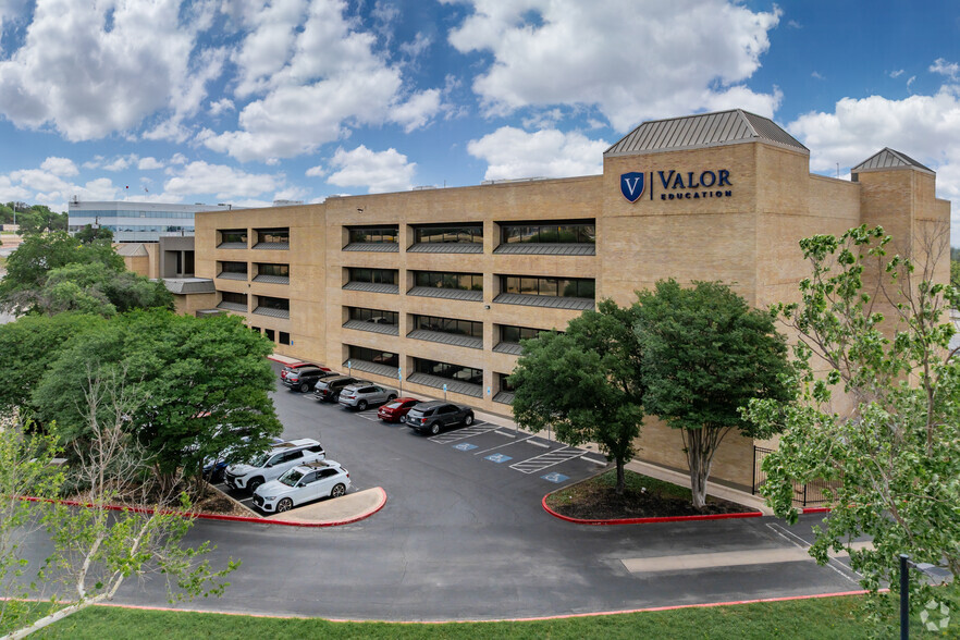 4300 Centerview, San Antonio, TX à vendre - Photo de l’immeuble – Image 2 sur 14
