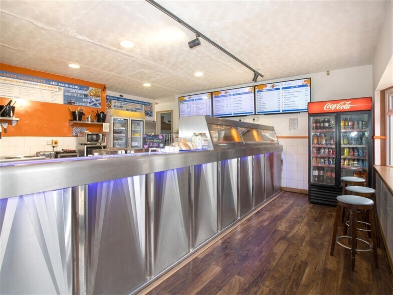 McGinty’s Fish & Chip Shop, Café and Retail Unit, Invergordon à vendre - Photo intérieure – Image 3 sur 5
