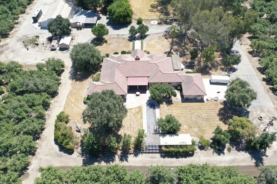 SWC of Conejo & Jameson Aves., Riverdale, CA à vendre - Photo de l’immeuble – Image 2 sur 13