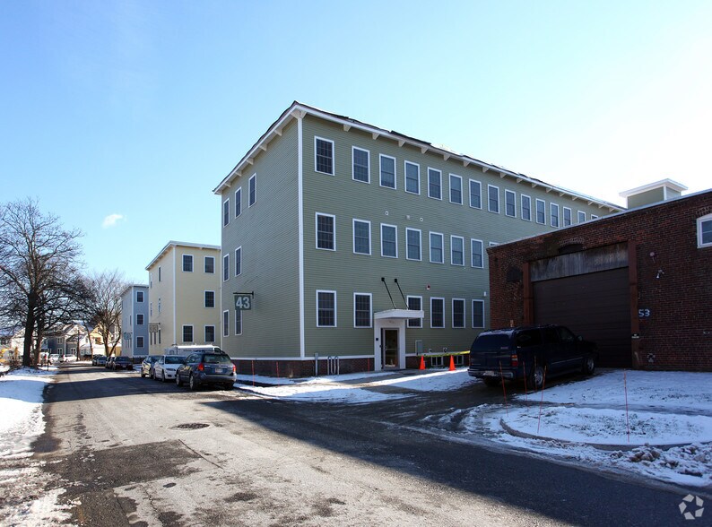 23 Bradford St, Concord, MA à louer - Photo de l’immeuble – Image 2 sur 19