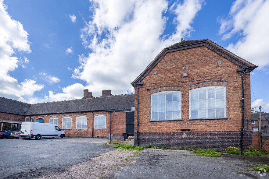 Crabbe St, Stourbridge à louer - Photo de l’immeuble – Image 2 sur 2