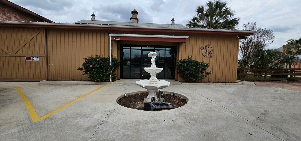 11734 Schriber Rd, Buda, TX à louer - Photo de l’immeuble – Image 2 sur 10