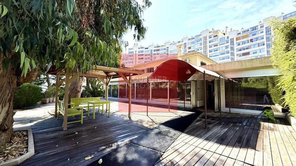 71 Avenue Du Roi Albert 1er, Cannes à vendre - Photo de l’immeuble – Image 2 sur 19