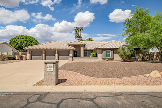 8632 W Via Montoya Dr, Peoria, AZ à louer Photo de l’immeuble– Image 2 sur 33