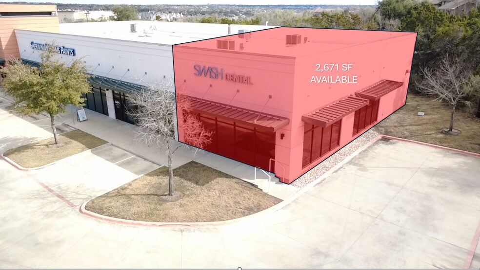 10200 Boulder Ln, Austin, TX à louer - Photo de l’immeuble – Image 2 sur 3