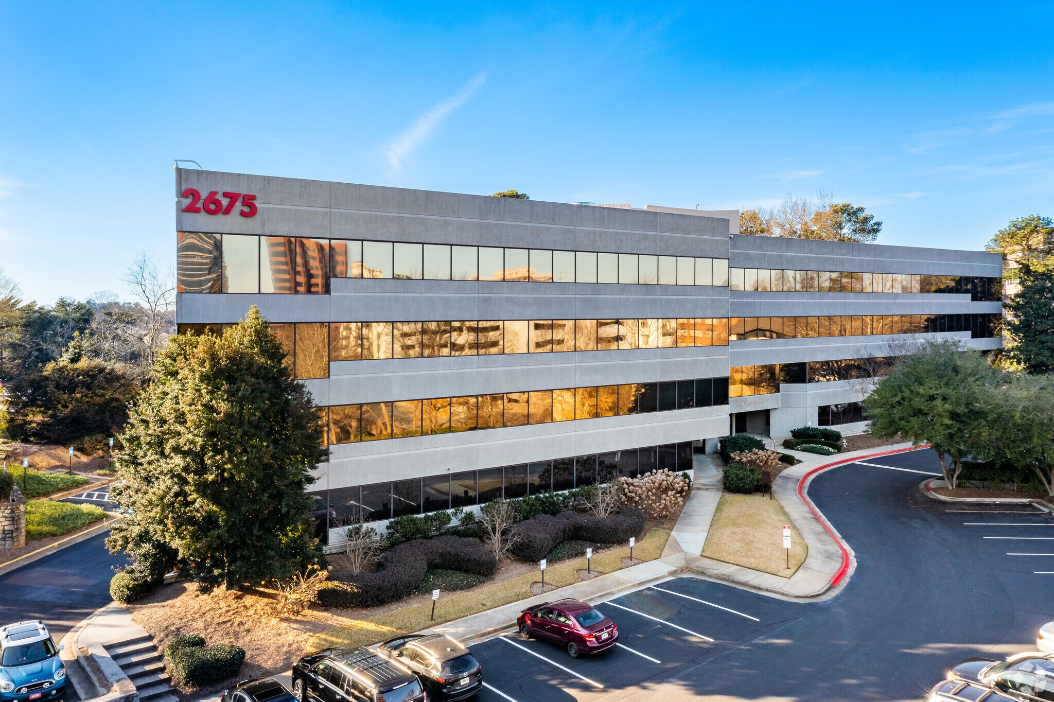 2675 Paces Ferry Rd SE, Atlanta, GA à louer Photo principale– Image 1 sur 9