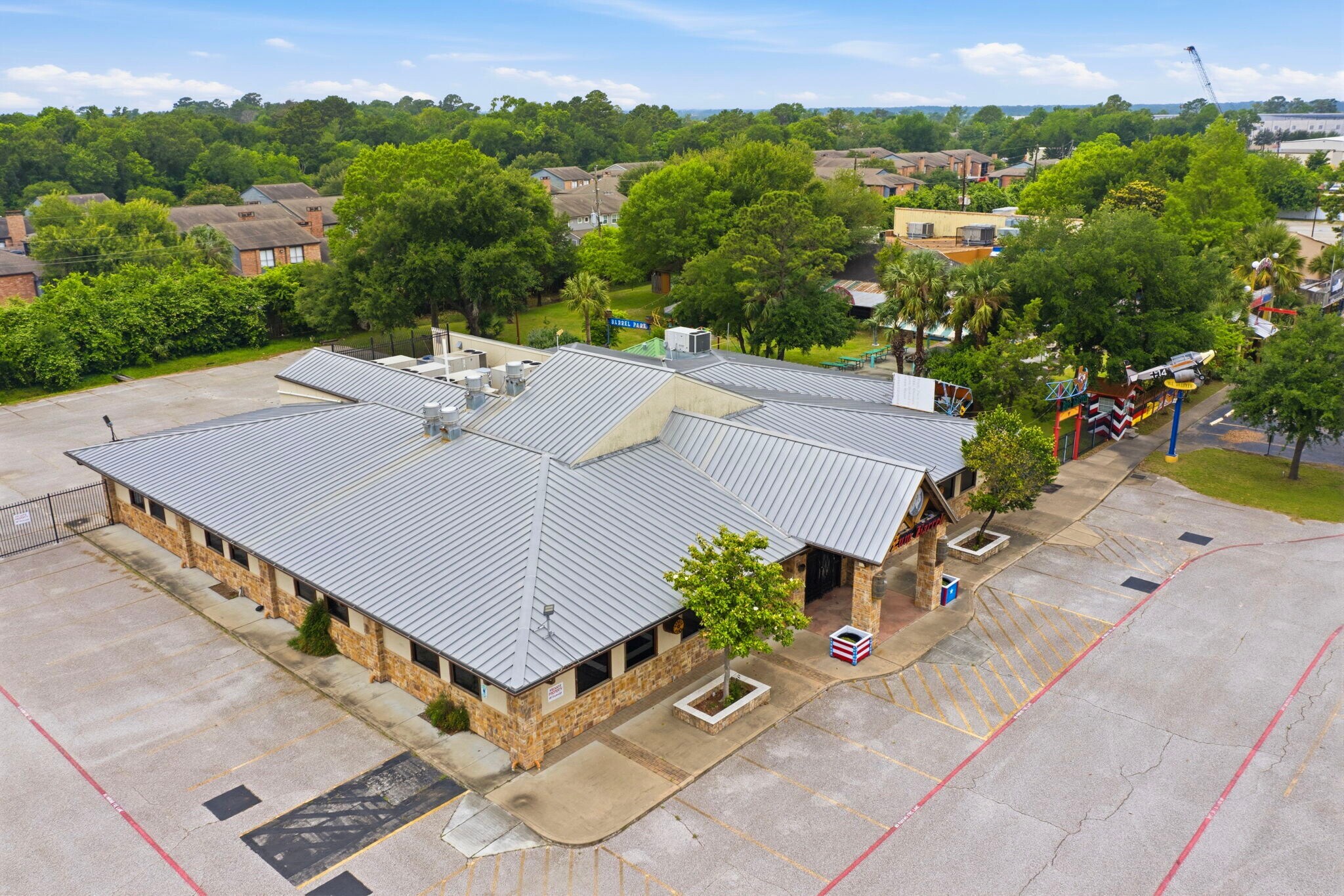 13101 Kuykendahl Rd, Houston, TX à vendre Photo de l’immeuble– Image 1 sur 10