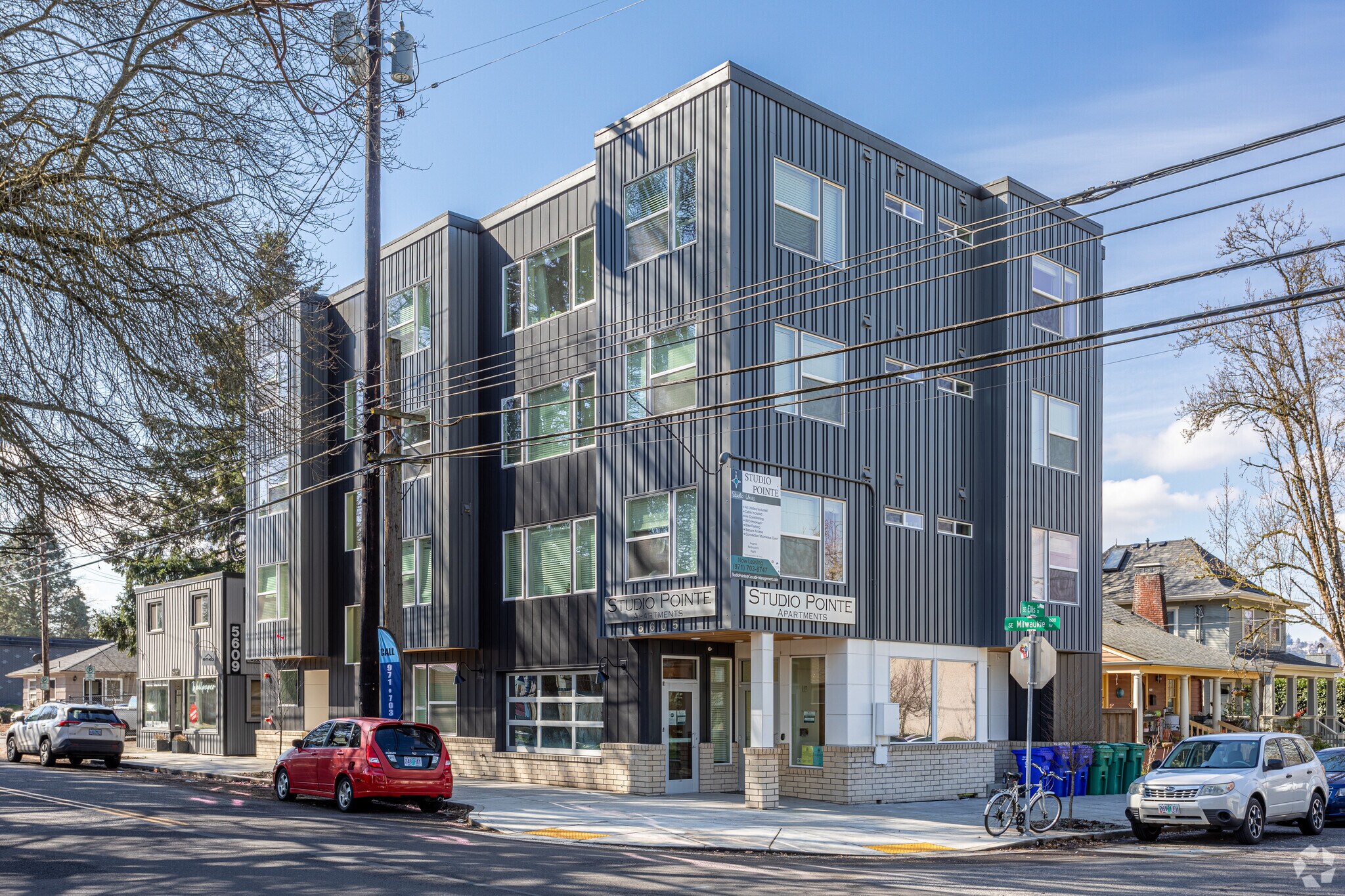 5605 SE Milwaukie Ave, Portland, OR à vendre Photo principale– Image 1 sur 34