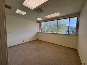 410-420 Brewster Ave, Redwood City, CA à louer Photo intérieure– Image 2 sur 17