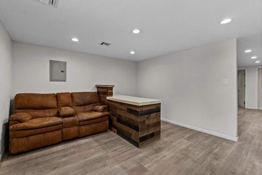 1819 S 1st Ave, Safford, AZ à vendre - Photo de l’immeuble – Image 2 sur 15