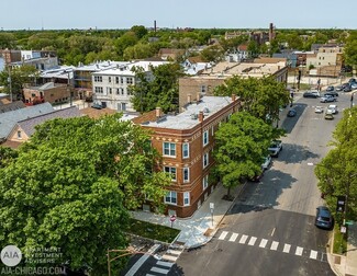 Plus de détails pour 1538 N Homan Ave, Chicago, IL - Logement à vendre