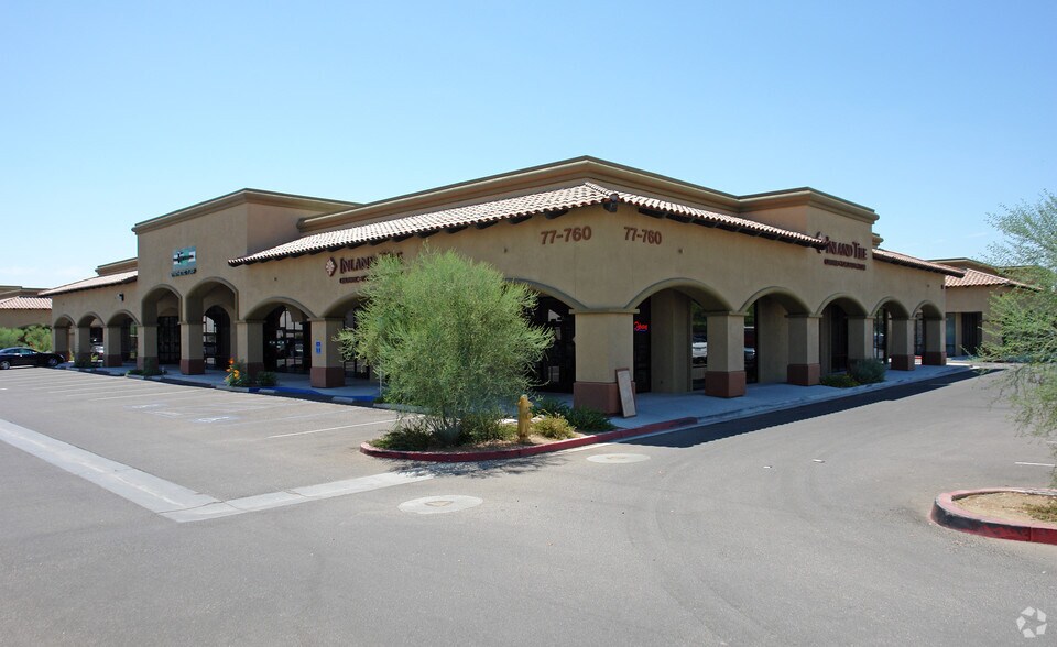 77760 Country Club Dr, Palm Desert, CA à louer - Photo principale – Image 2 sur 8