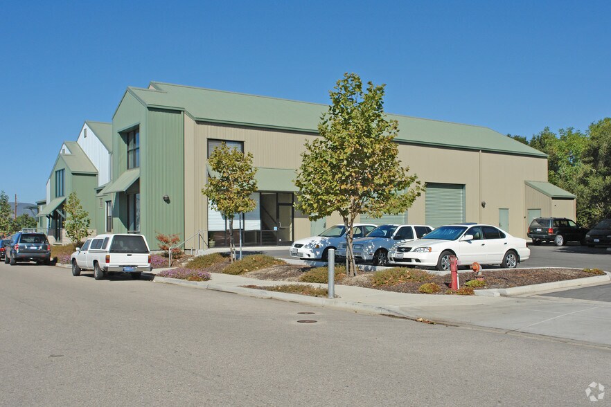 624 Clarion Ct, San Luis Obispo, CA à louer - Photo de l’immeuble – Image 3 sur 3