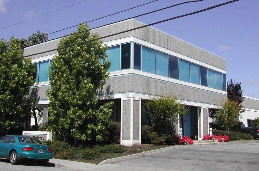 1050-1080 Commercial St, San Carlos, CA à louer - Photo de l’immeuble – Image 2 sur 2