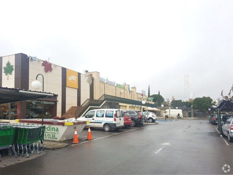 Carretera Majadahonda, 2600, Pozuelo de Alarcón, Madrid à louer - Photo de l’immeuble – Image 3 sur 7