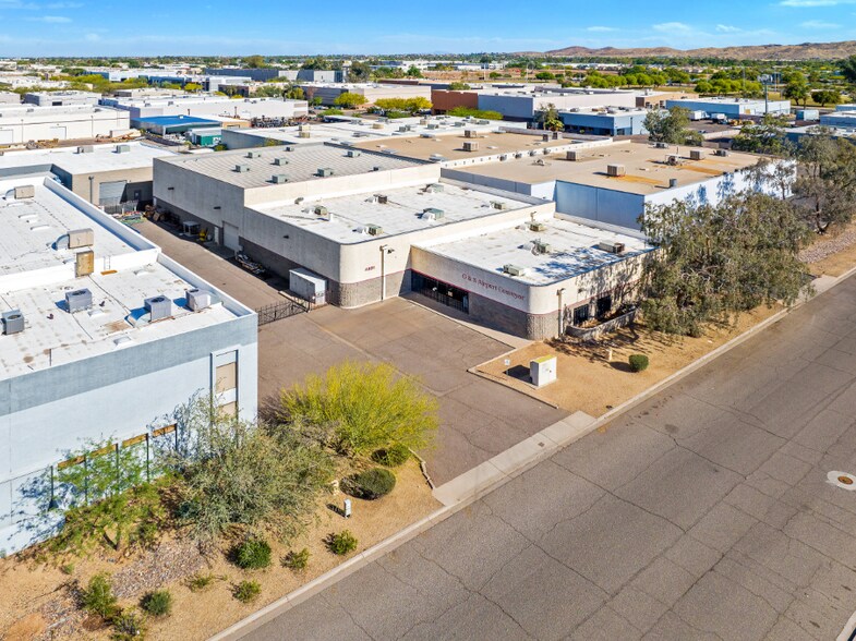 4821 S 33rd St, Phoenix, AZ à vendre - Photo de l’immeuble – Image 3 sur 8