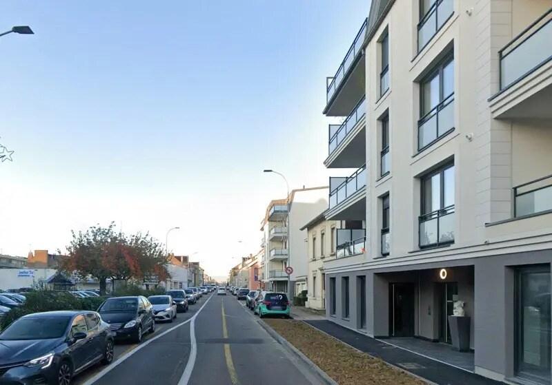 Local commercial dans Hagondange à louer - Photo de l’immeuble – Image 3 sur 6