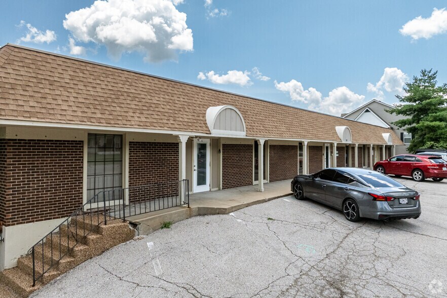 1040 Sw Luttrell Rd, Blue Springs, MO à louer - Photo de l’immeuble – Image 2 sur 12
