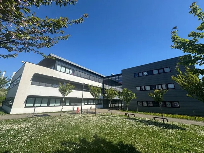 Plus de détails pour Bureau à vendre