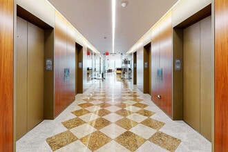 One World Trade Center, New York, NY à louer Numérisation 3D Matterport– Image 1 sur 2