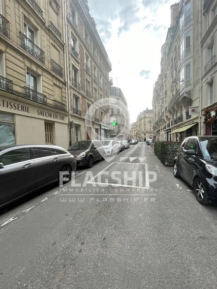 Local commercial dans Paris à louer - Photo de l’immeuble – Image 1 sur 4