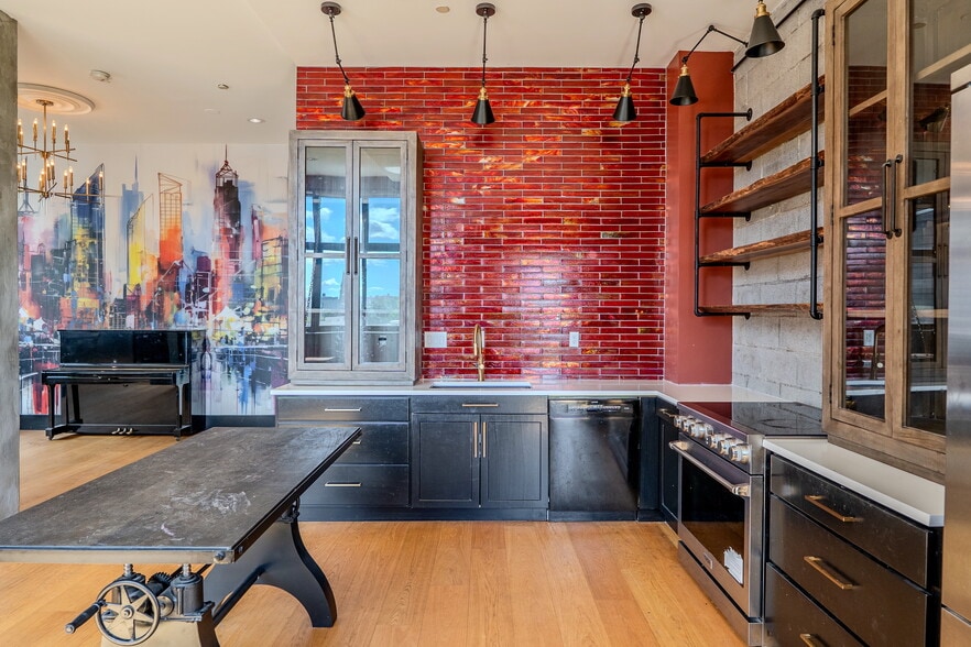 231 Norman Ave, Brooklyn, NY à vendre - Photo intérieure – Image 3 sur 17