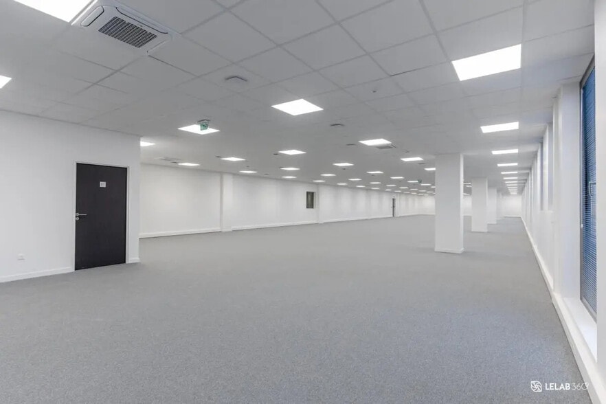 Industriel/Logistique dans Conflans-Sainte-Honorine à louer - Photo intérieure – Image 2 sur 7