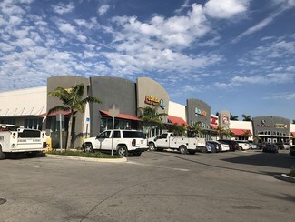 Plus de détails pour 13115 W Okeechobee Rd, Hialeah, FL - Local commercial à louer