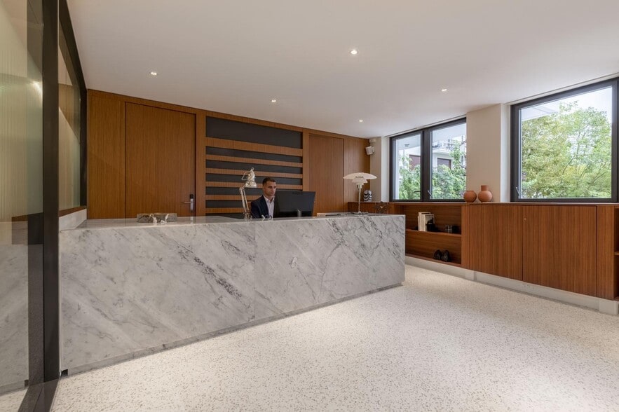 185 Avenue Charles De Gaulle, Neuilly-sur-Seine à louer - Photo de l’immeuble – Image 2 sur 33