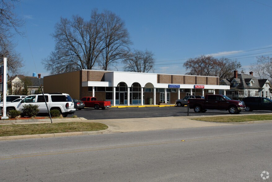 200 W Harrison St, Dillon, SC à louer - Photo de l’immeuble – Image 2 sur 14