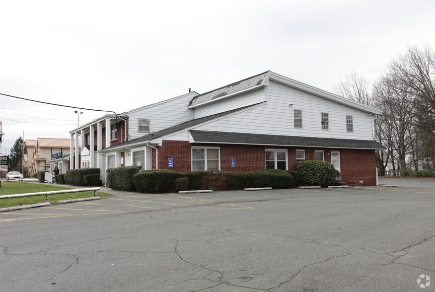 984 US Highway 9, Parlin, NJ à vendre - Photo de l’immeuble – Image 3 sur 4