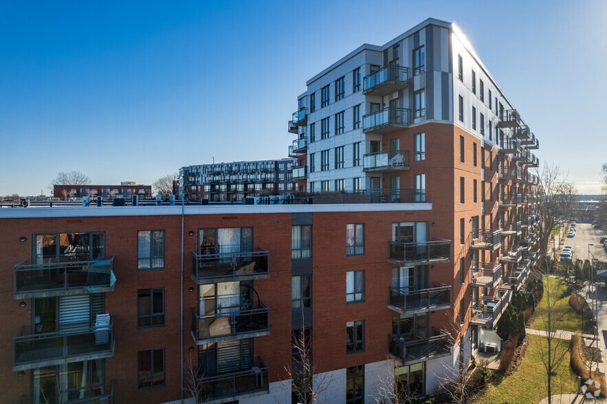 3111 Rue Victoria, Lachine, QC à louer - Photo de l’immeuble – Image 3 sur 4